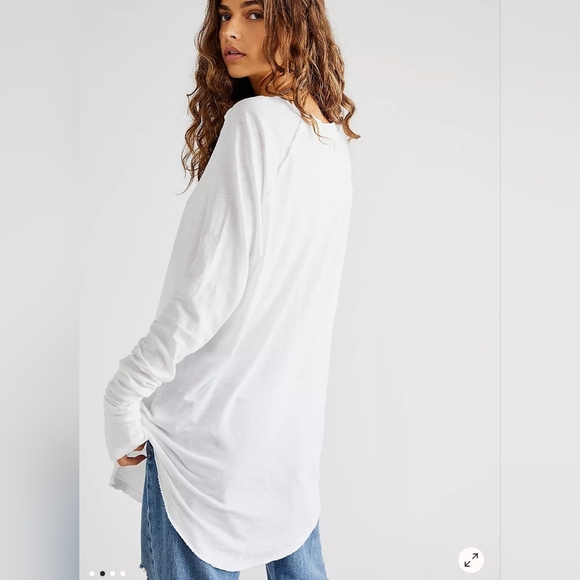 FREE PEOPLE WE THE FREE. THE ARDEN TEE. LONG SLEEVE. WHITE. SIZE X-LARGE. - Picture 2 of 13